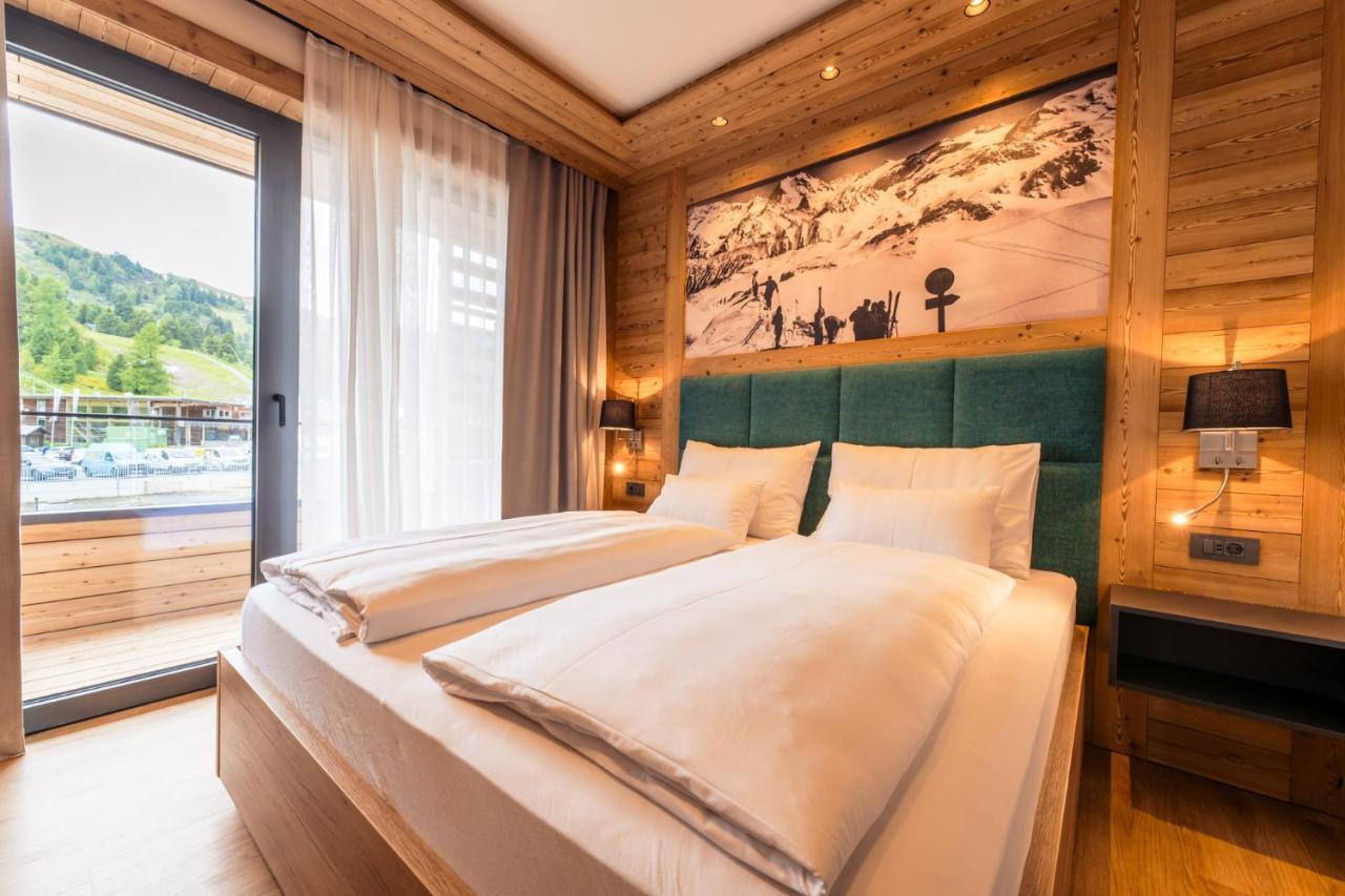 Alpin Peaks Hotell Turracher Hohe Eksteriør bilde