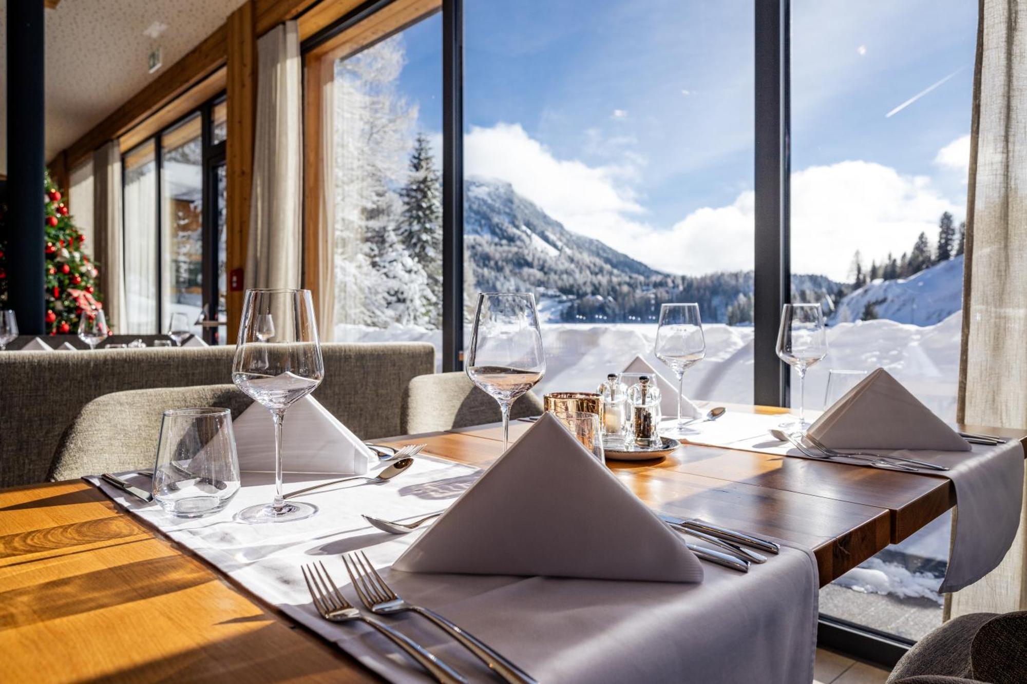 Alpin Peaks Hotell Turracher Hohe Eksteriør bilde